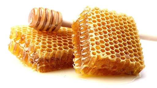 what-is-a-honeycomb-the-truth-about-raw-honeycomb_07863f0e-3942-4e56-b839-b758904d9e9e_512x